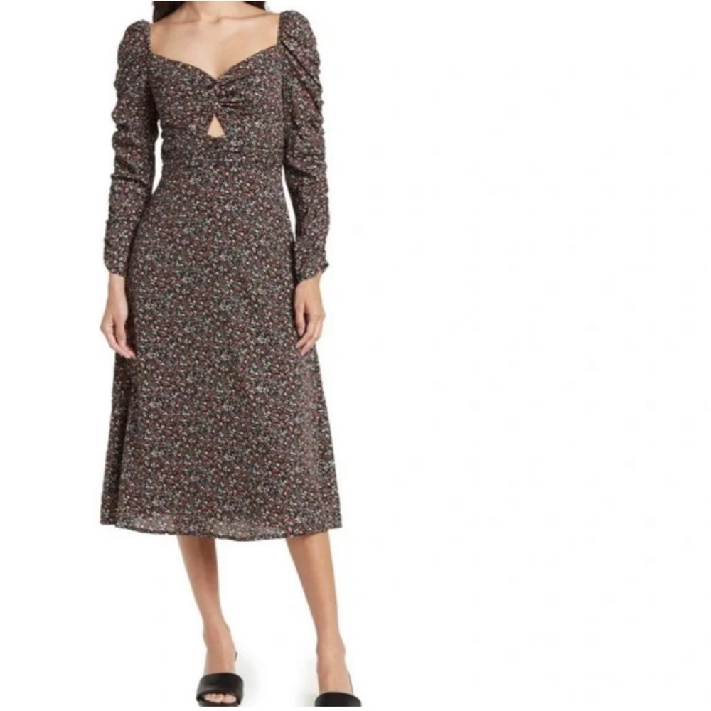 ASTR Sleeved Floral Dress